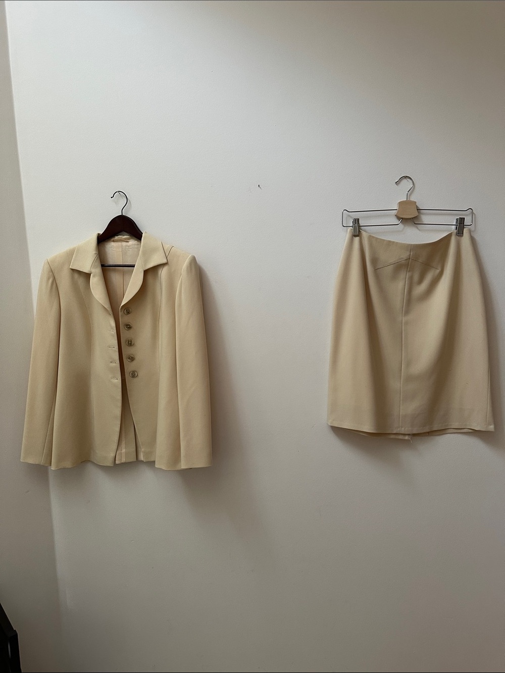 Women's Cream Tailored Blazer & Skirt Set - Classic Professional Suit
